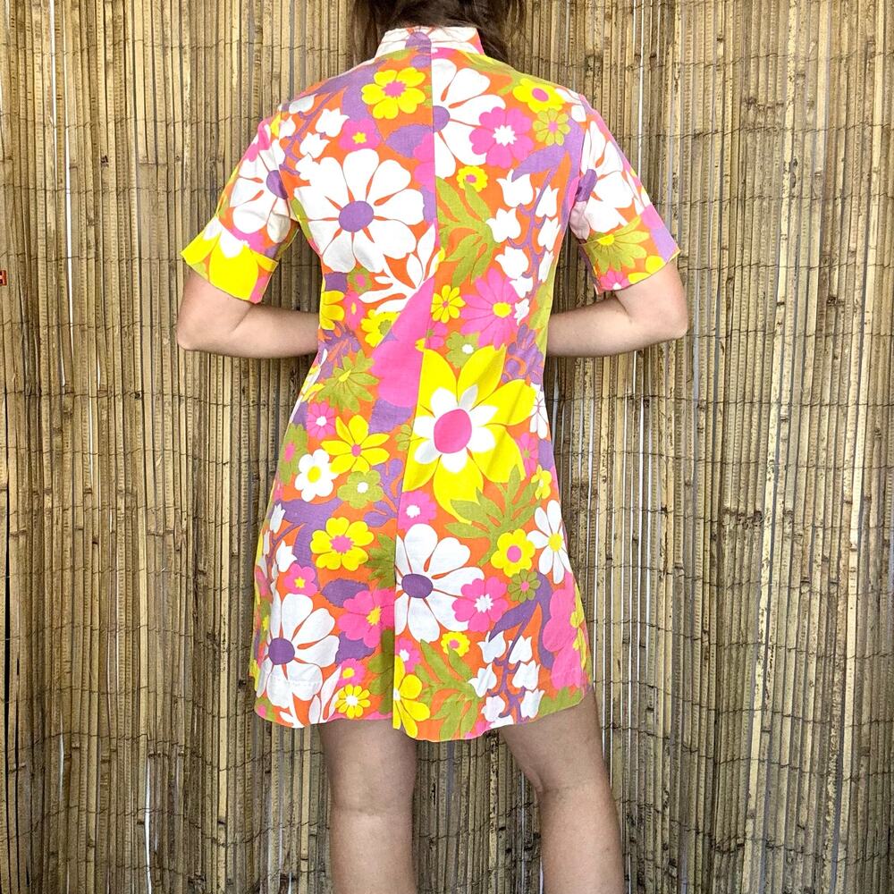 Vintage 1960s Lady Wrangler Floral Canvas Romper Jumpsuit Mod Pink Yellow - Picture 8 of 13